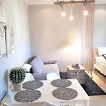 Apartment Jm Z Ogrodkiem, 3 Minuty Do Plazy Sopot