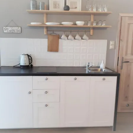 Apartment Jm Z Ogrodkiem, 3 Minuty Do Plazy